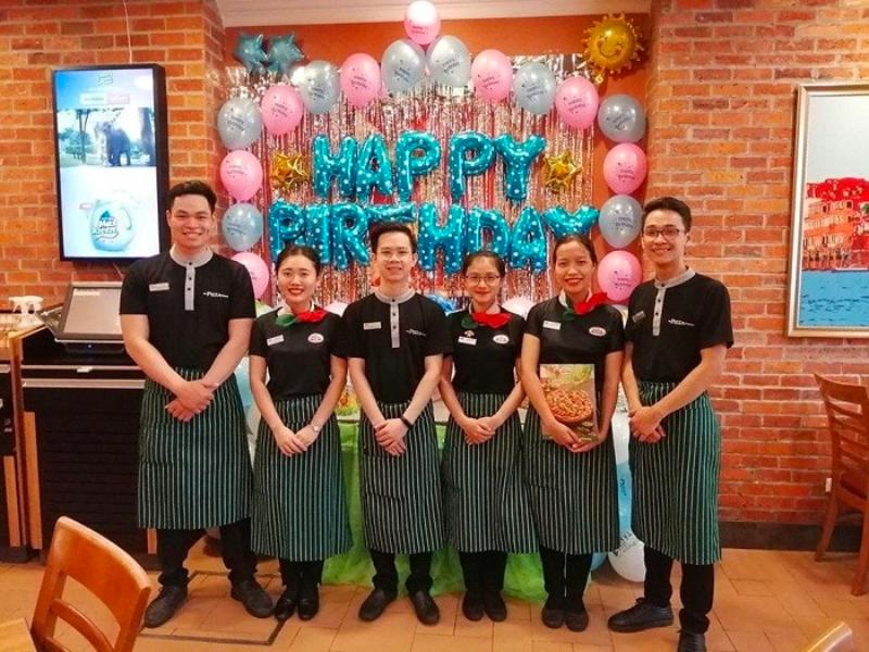 Mức lương khởi điểm của Pizza Company khoảng 5-7 triệu/tháng